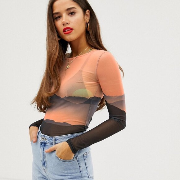 Daisy Street Tops - Like New Daisy Street long sleeved mesh top in landscape graphic Sz 10